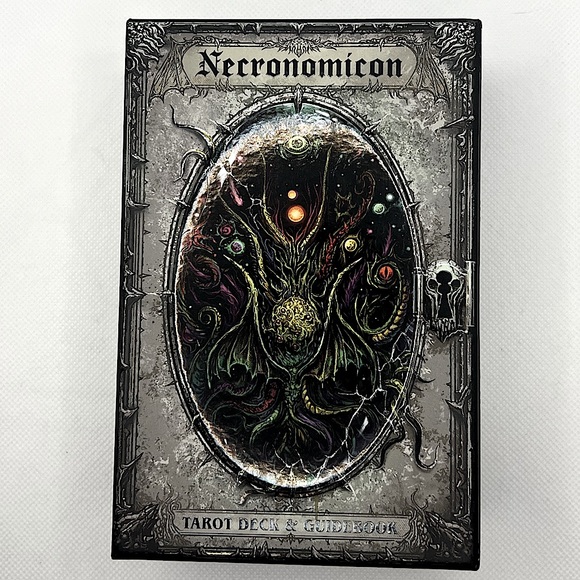 Necronomicon Tarot Deck and Guidebook - Picture 1 of 10